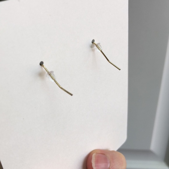 Teal Faceted Earrings 5/$25 - Picture 5 of 8